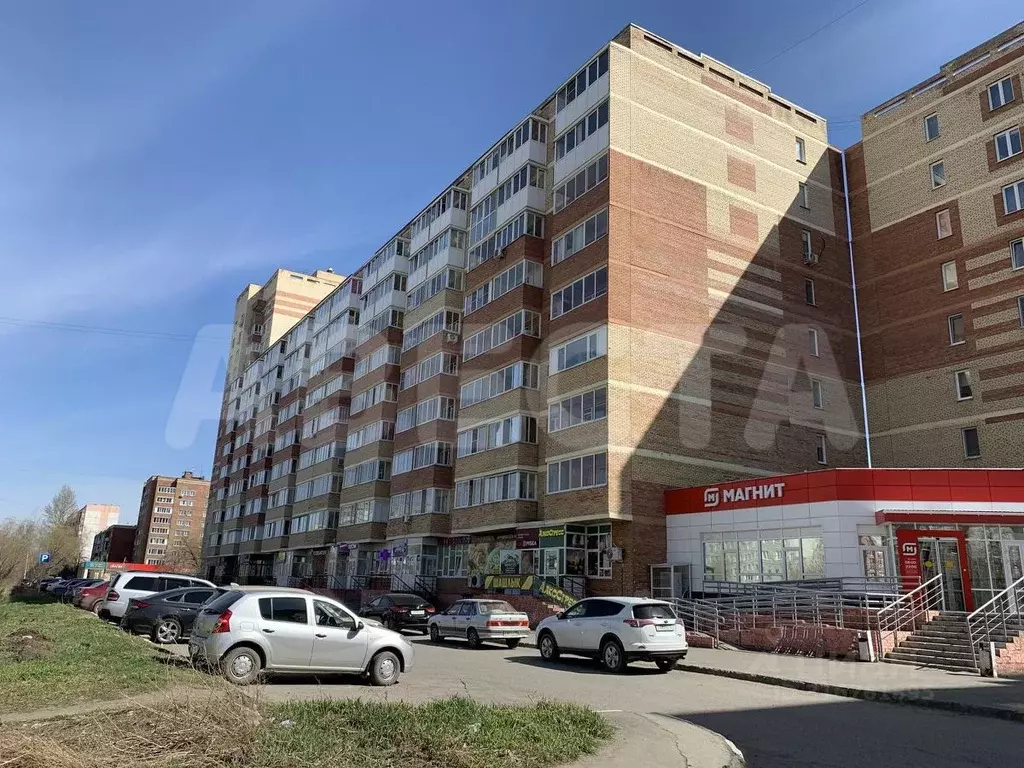 1-к кв. Омская область, Омск ул. Малиновского, 12к5 (37.7 м) - Фото 0