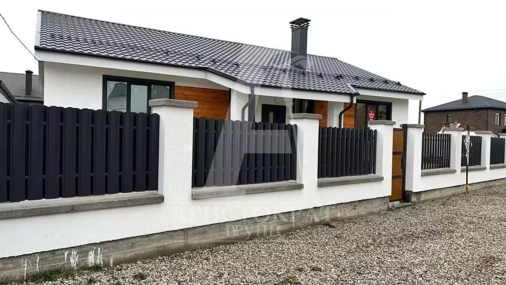 Дом в Ставропольский край, Предгорный муниципальный округ, с. Винсады ... - Фото 1