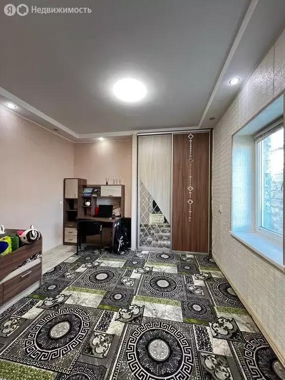 2-комнатная квартира: Керчь, улица Дмитрия Глухова, 30 (50 м) - Фото 2