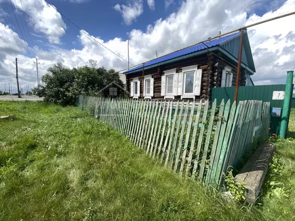 Дом в Челябинская область, Нагайбакский муниципальный округ, пос. ... - Фото 1