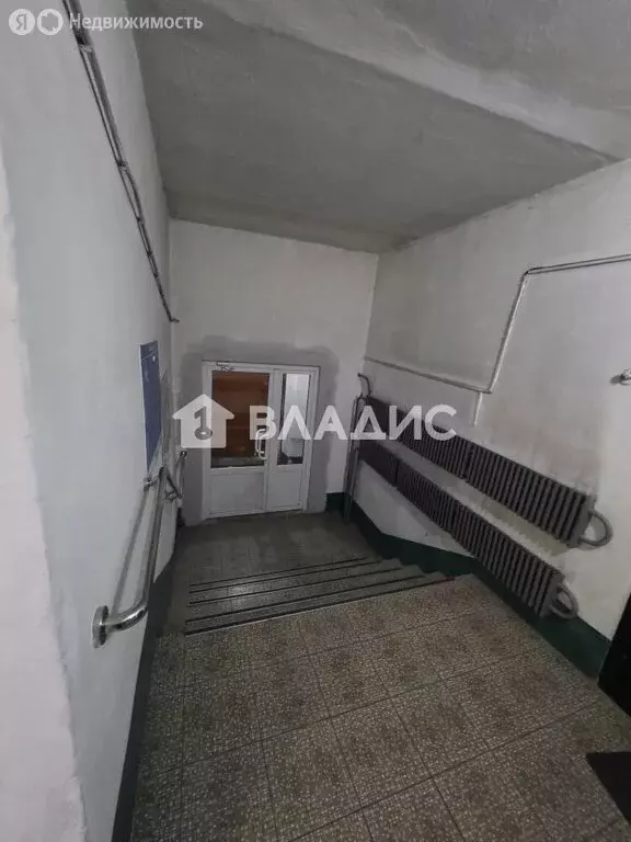 Квартира-студия: Уссурийск, улица Воровского, 153 (32.5 м) - Фото 1