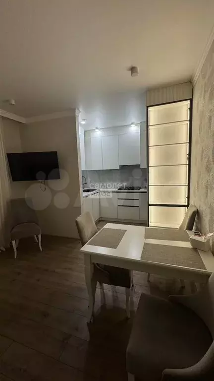 1-к. квартира, 50 м, 8/10 эт. - Фото 0