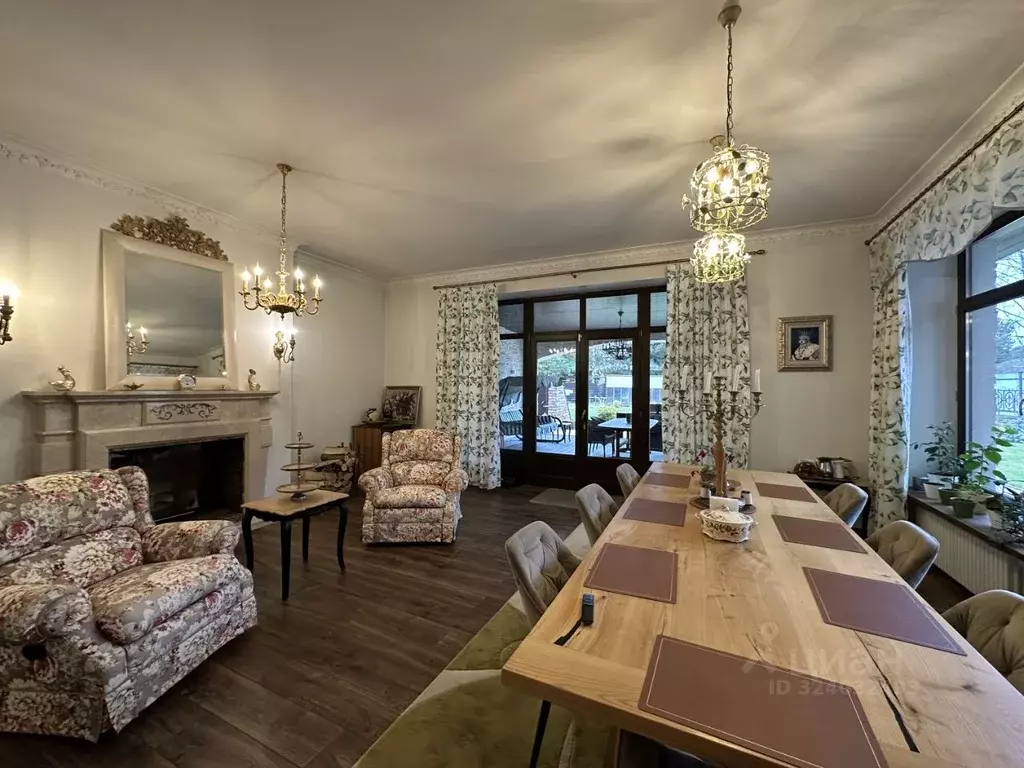 Коттедж в Московская область, Красногорск городской округ, с. ... - Фото 2