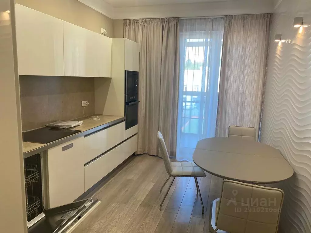 3-к кв. Новосибирская область, Новосибирск Сибирская ул., 57 (130.0 м) - Фото 1