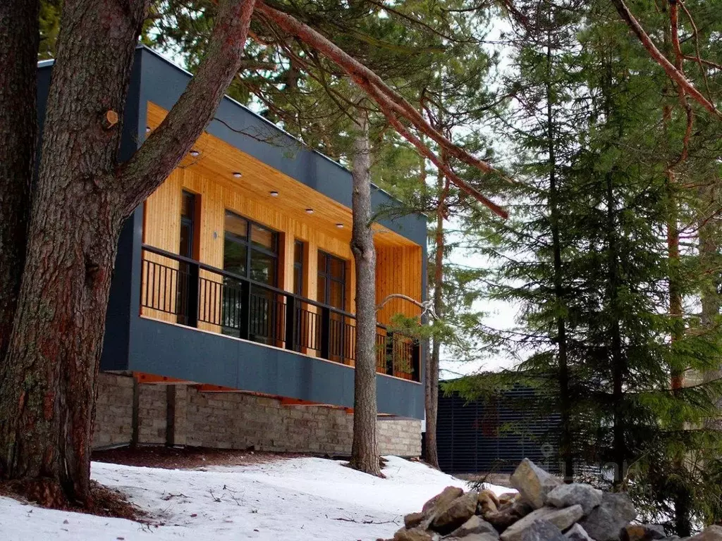 Дом в Карелия, Сортавальский муниципальный округ, пос. Хаапалампи  (80 ... - Фото 1