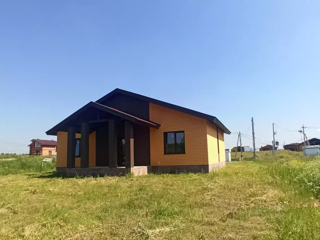 Дом в Алтайский край, Барнаул городской округ, с. Власиха, Октябрьский ... - Фото 1
