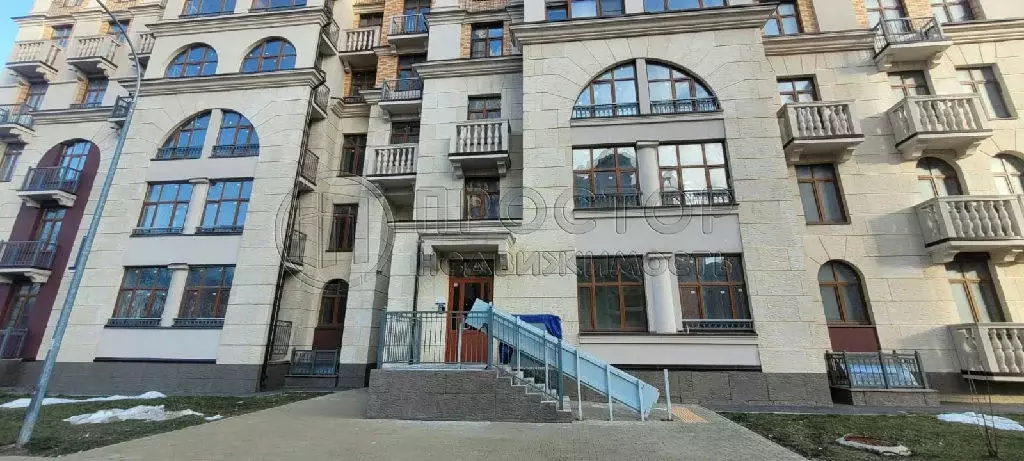 Продается 1-комнатная квартира - Фото 1