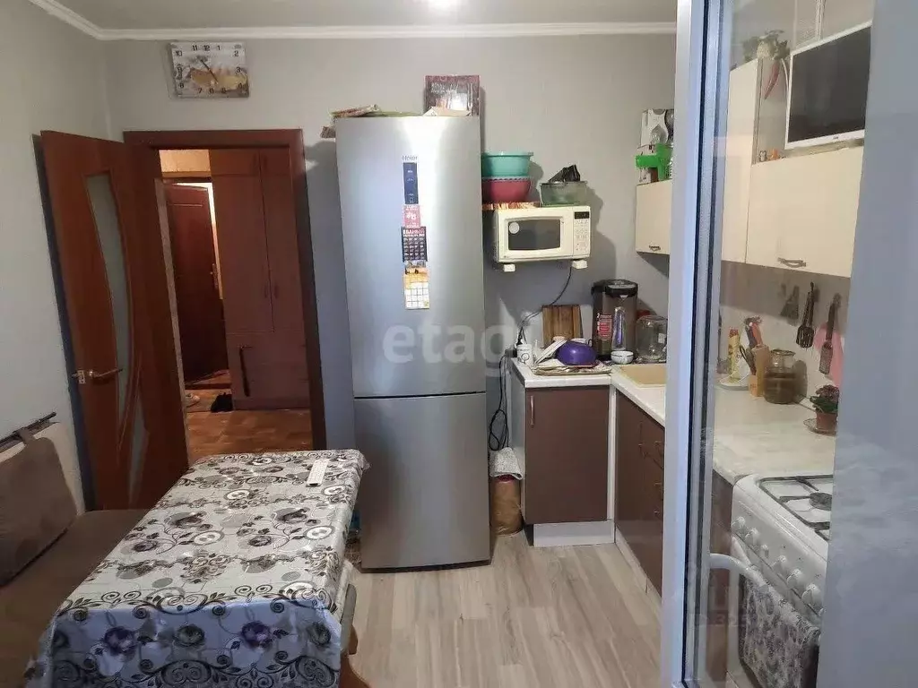 3-к кв. Белгородская область, Белгород Садовая ул., 118б (65.3 м) - Фото 2