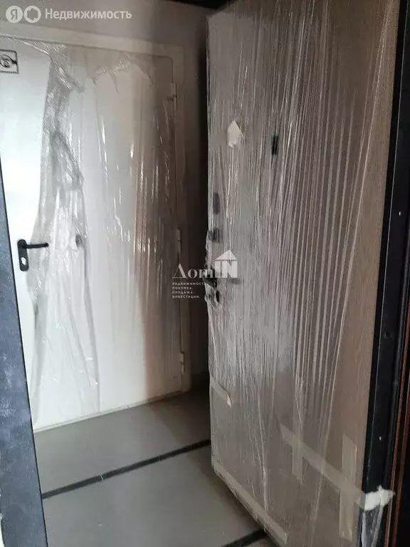 3-комнатная квартира: Санкт-Петербург, улица Академика Константинова, ... - Фото 2