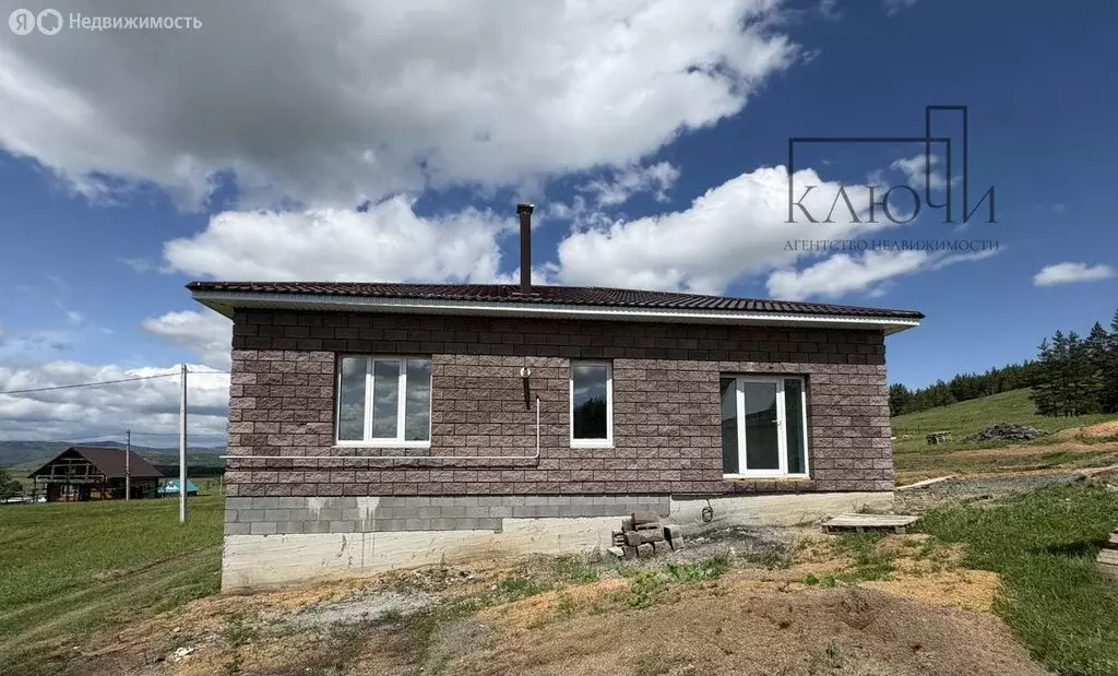 Дом в село Аскарово, Уральская улица, 4 (95 м) - Фото 1