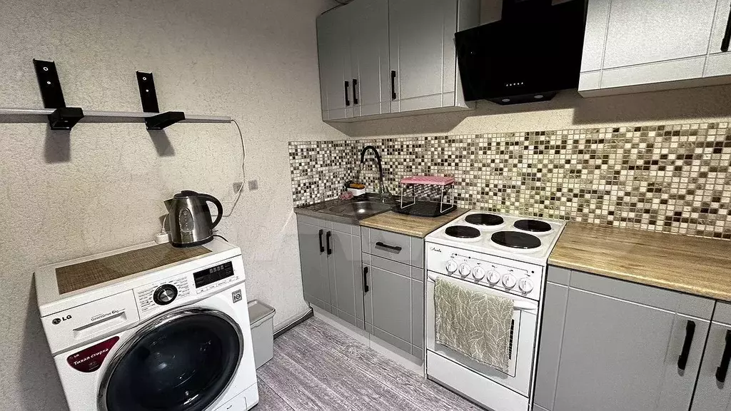 2-к. квартира, 58 м, 4/18 эт. - Фото 0
