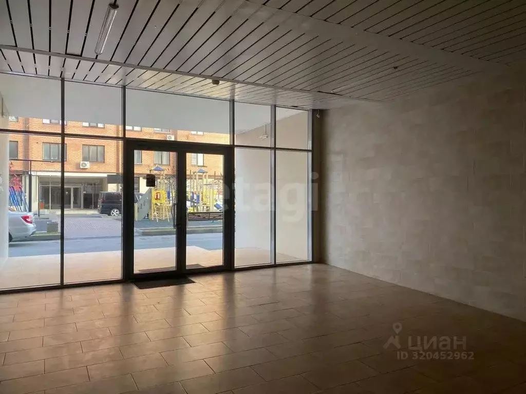 3-к кв. Северная Осетия, Владикавказ ул. Братьев Темировых, 69/2 (80.0 ... - Фото 1