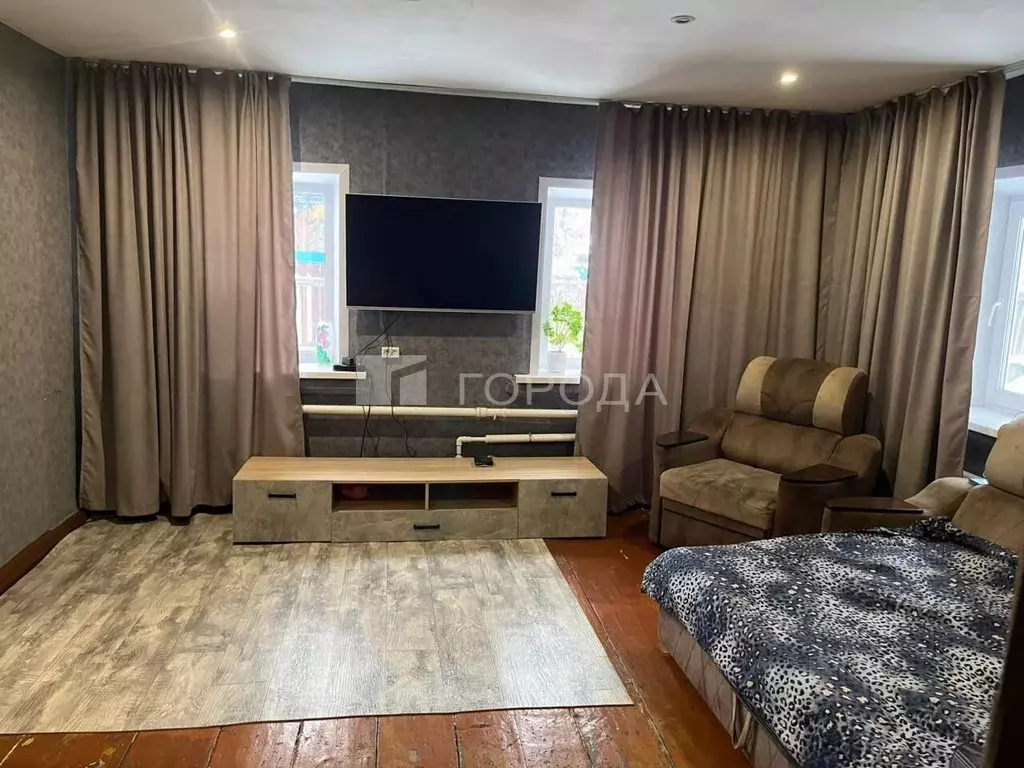 Дом в Кемеровская область, Новокузнецк ул. Немировича-Данченко, 13 (61 ... - Фото 1