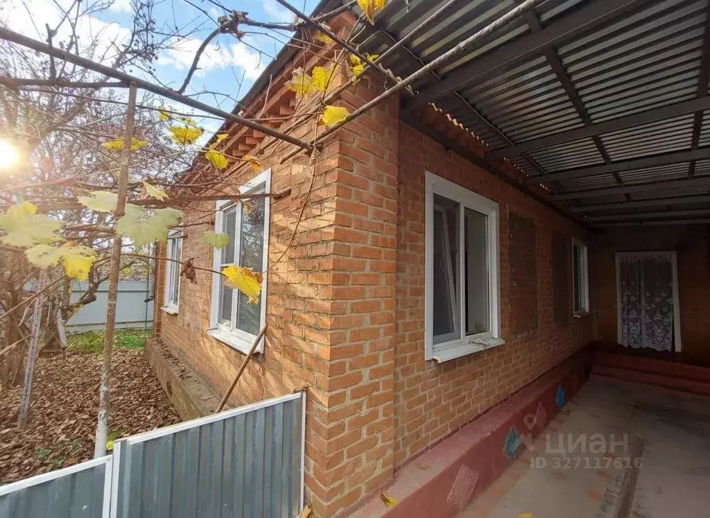 Дом в Ставропольский край, Новоалександровск Советская ул., 150А (47 ... - Фото 1