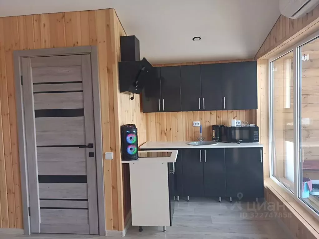 Дом в Астраханская область, Енотаевский район, с. Ивановка ул. Мира, ... - Фото 1