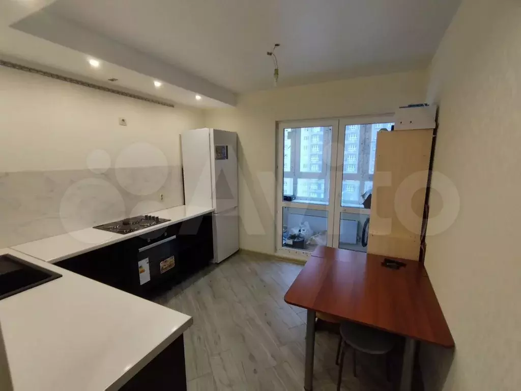 2-к. квартира, 50 м, 7/16 эт. - Фото 1