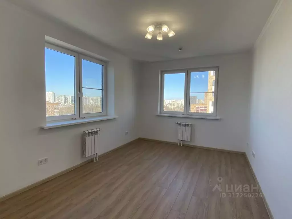2-к кв. Москва ул. Лавочкина, 10А (58.0 м) - Фото 0