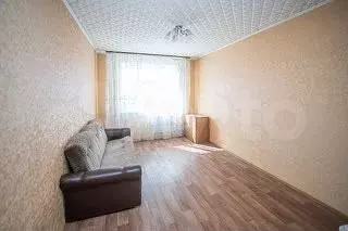1-к. квартира, 37 м, 8/10 эт. - Фото 1