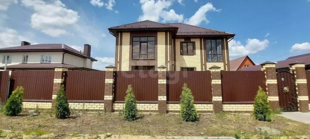 Дом в Воронежская область, Воронеж ул. Архитектурная, 11 (240 м) - Фото 1