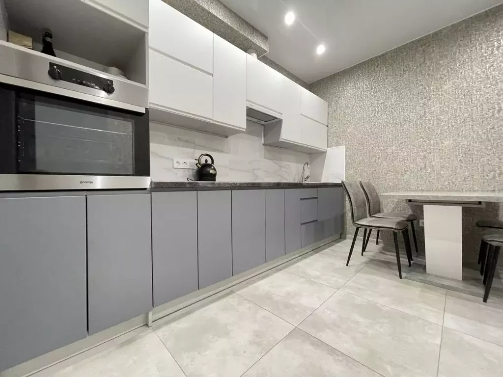 2-к кв. Калининградская область, Калининград бул. Борисовский, 11 ... - Фото 1