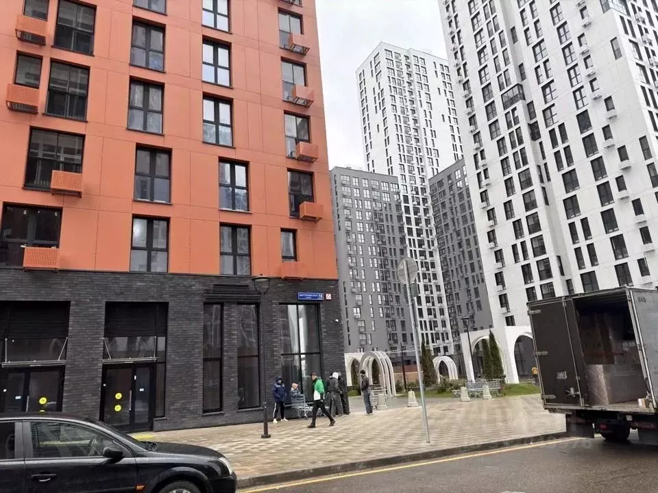 4-к кв. Москва Бартеневская ул., 18к1 (99.8 м) - Фото 1