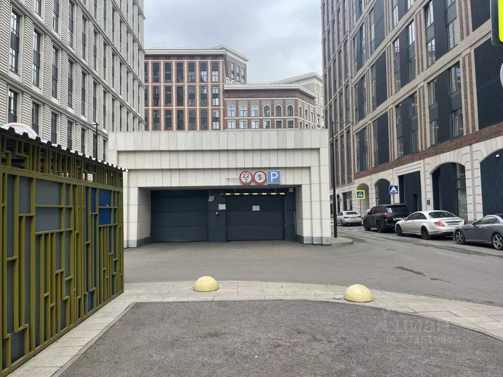 Гараж в Москва Новоалексеевская ул., 16к2 (13 м) - Фото 1