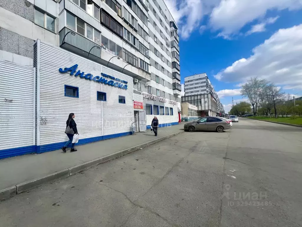 Торговая площадь в Челябинская область, Челябинск ул. Комарова, 114 ... - Фото 2