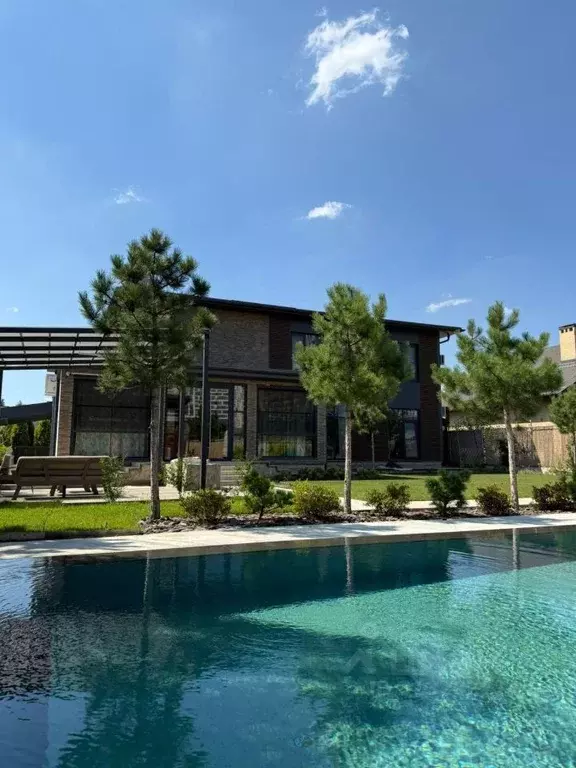 Дом в Адыгея, Тахтамукайский район, Козет аул ул. Тенистая, 19 (381 м) - Фото 1