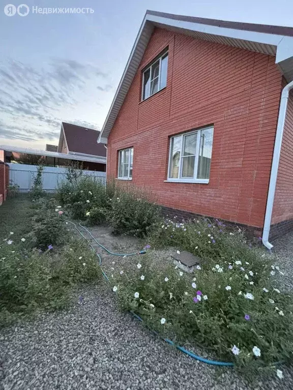 Дом в село Новобессергеневка, Солнечная улица, 24 (110 м) - Фото 1