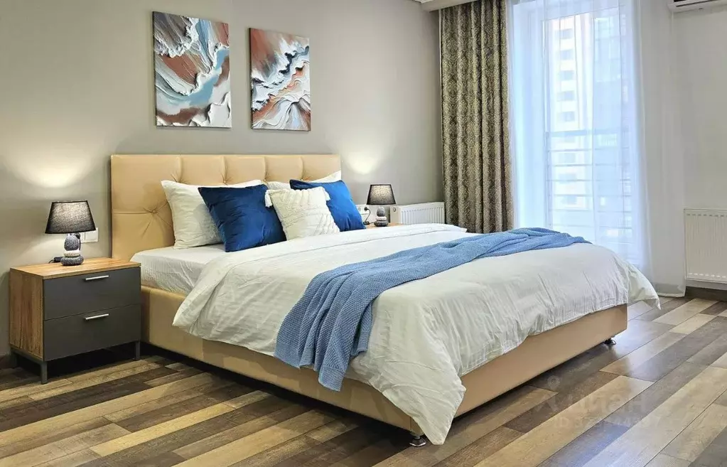 2-к кв. Тюменская область, Тюмень ул. 50 лет Октября, 57Ак1 (65.0 м) - Фото 1