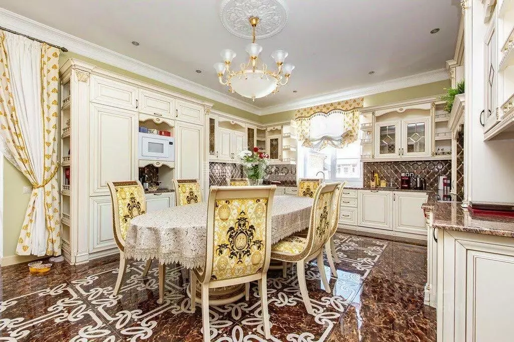 Дом в Москва № 189 кв-л,  (1330 м) - Фото 2