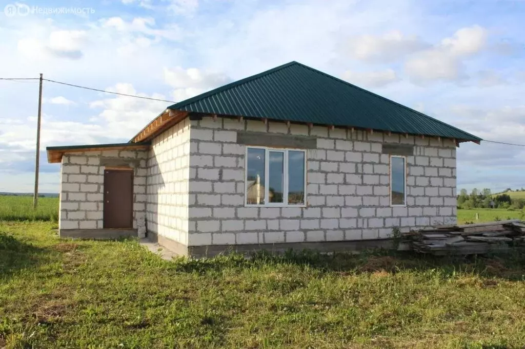 Дом в Пензенский район, Воскресеновский сельсовет (95 м) - Фото 1