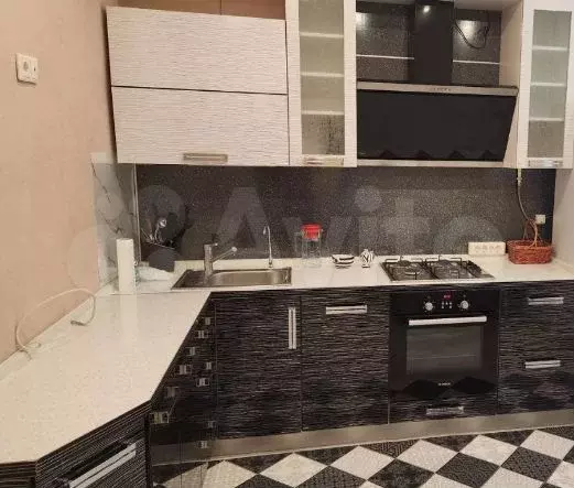 1-к. квартира, 39 м, 3/10 эт. - Фото 0