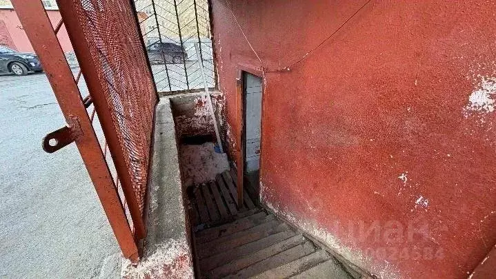 Помещение свободного назначения в Мурманская область, Апатиты ул. ... - Фото 1