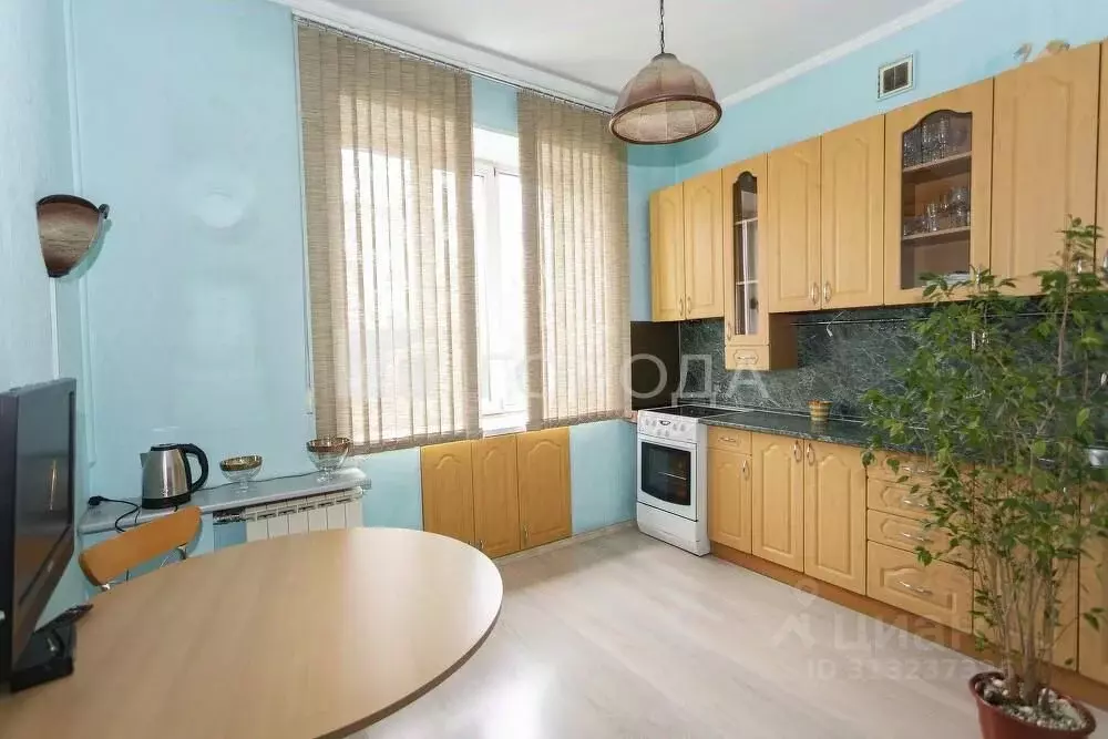 2-к кв. Кемеровская область, Новокузнецк ул. Ленина, 89 (61.0 м) - Фото 0