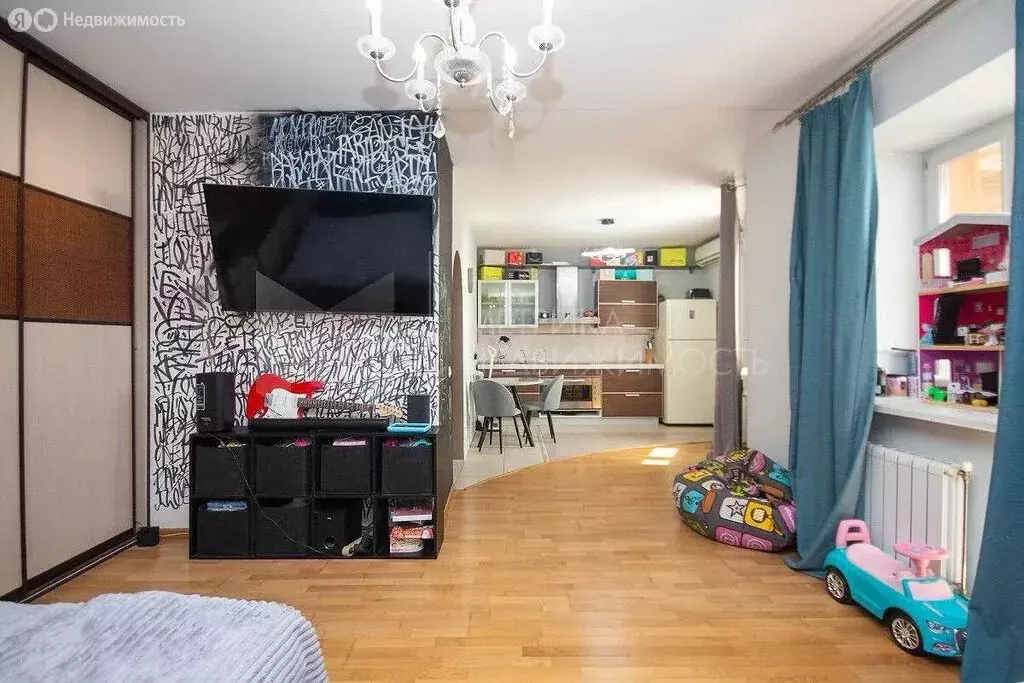 Квартира-студия: Тюмень, улица Грибоедова, 13к3 (41.8 м) - Фото 2