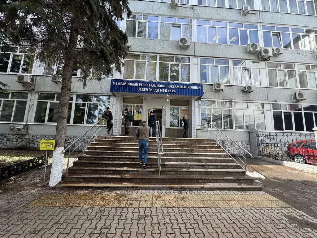 Помещение свободного назначения в Башкортостан, Уфа просп. Октября, ... - Фото 1