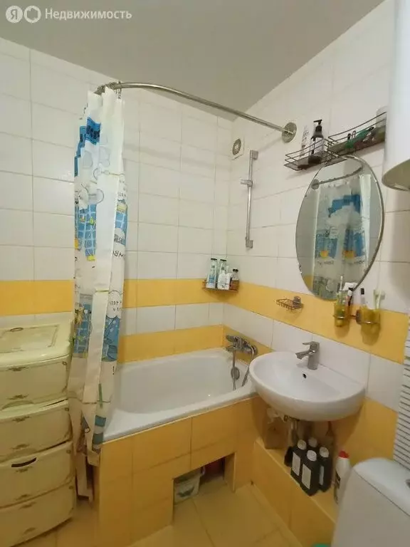 3-комнатная квартира: Саратов, Весенний проезд, 6 (57 м) - Фото 0