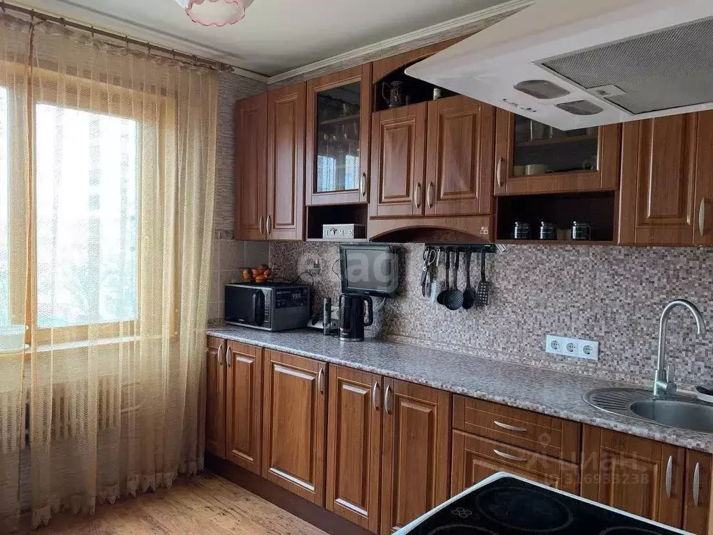 4-к кв. Белгородская область, Старый Оскол Солнечный мкр, 1А (70.6 м) - Фото 0
