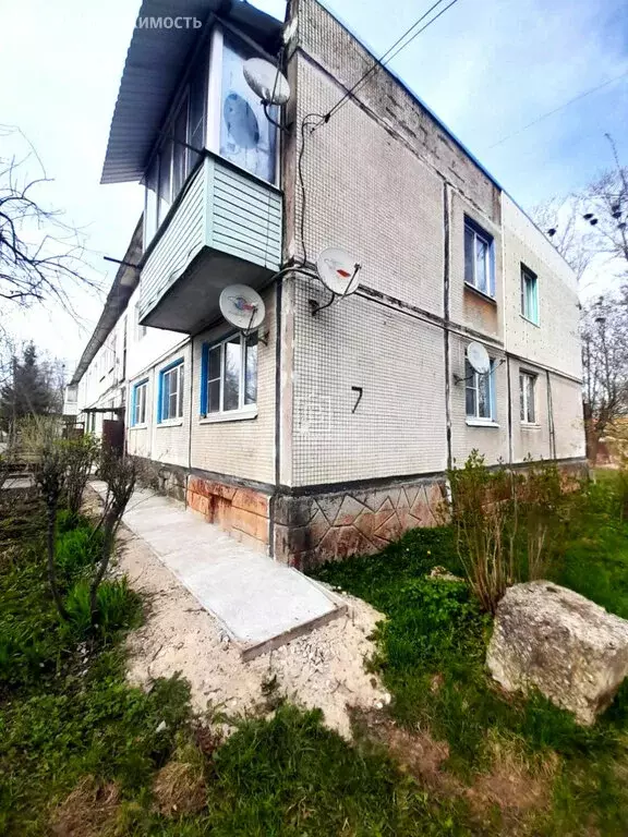 2-комнатная квартира: посёлок Октябрьский, 7 (51.1 м) - Фото 1