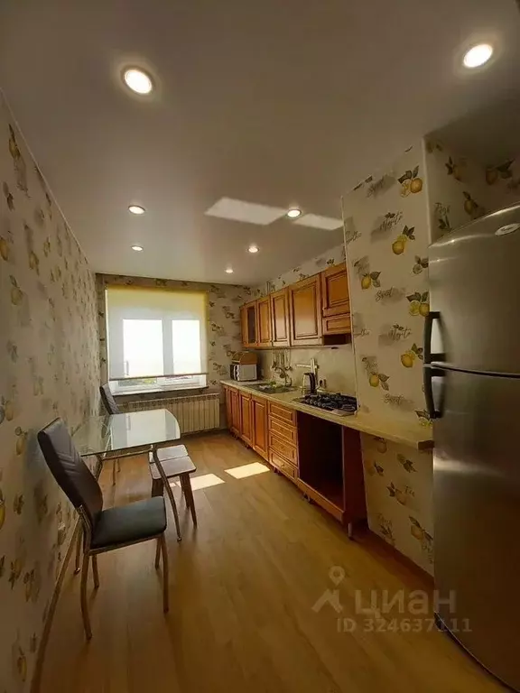 3-к кв. Ленинградская область, Тихвин 1А мкр, 49 (61.0 м) - Фото 1