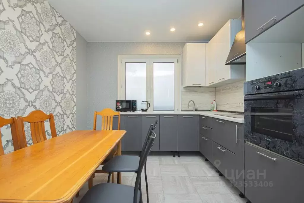 3-к кв. Московская область, Наро-Фоминск ул. Новикова, 20 (86.0 м) - Фото 2