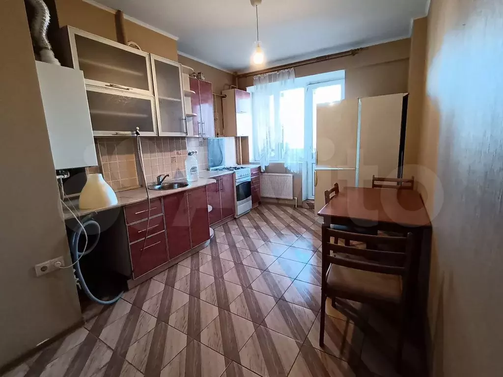 2-к. квартира, 65 м, 3/10 эт. - Фото 0