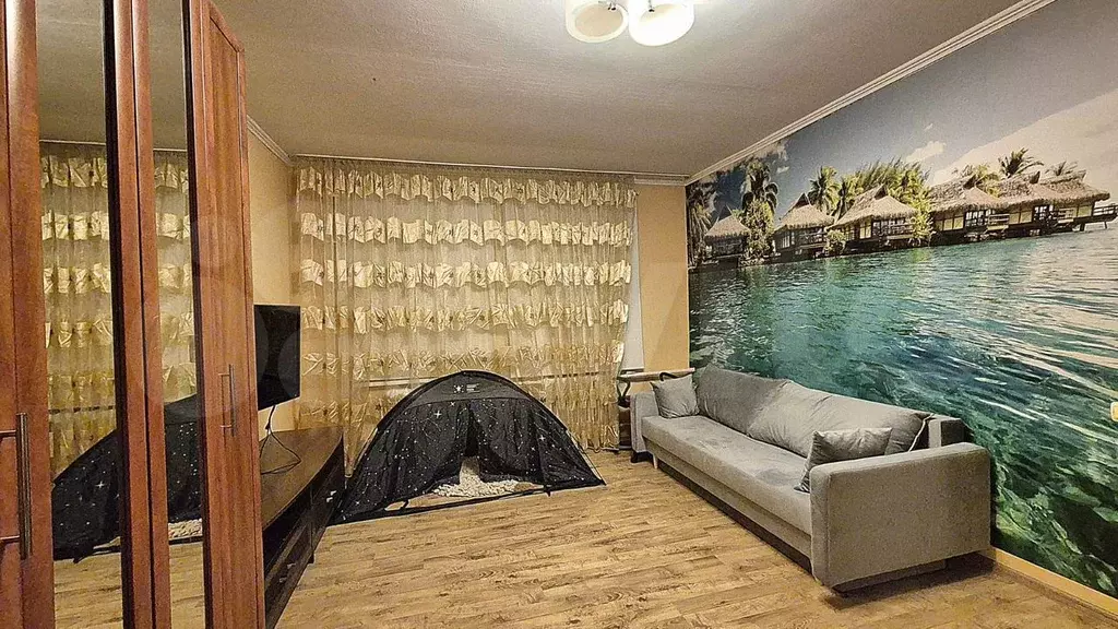 2-к. квартира, 57 м, 1/3 эт. - Фото 0