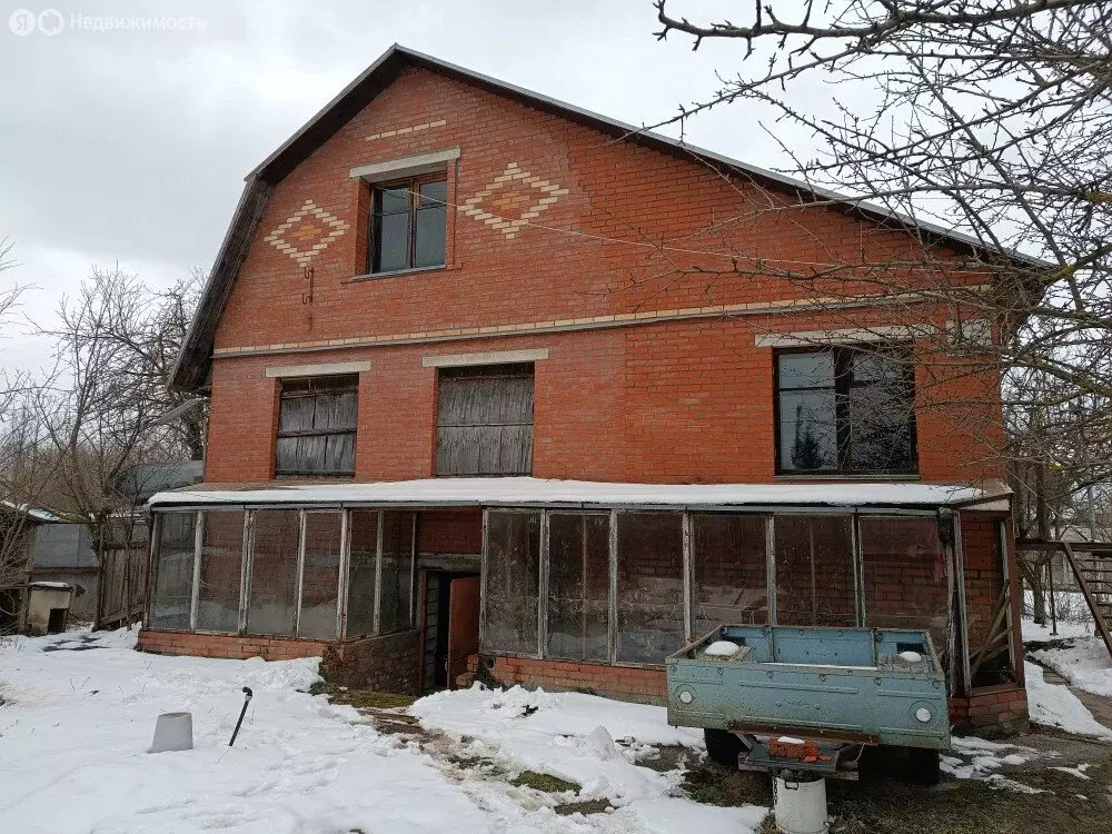 Дом в деревня Алеево, Сиреневая улица (280 м) - Фото 1