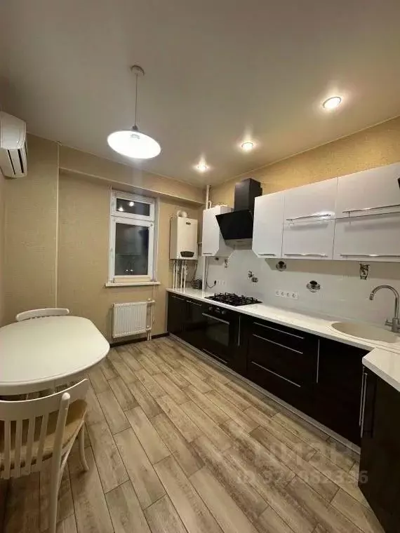 1-к кв. Крым, Феодосия ул. Насыпная, 6 (42.0 м) - Фото 1