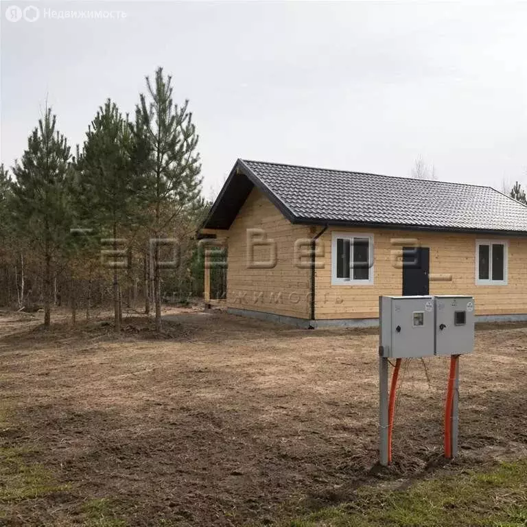 Дом в Красноярский край, Емельяновский муниципальный округ, деревня ... - Фото 1