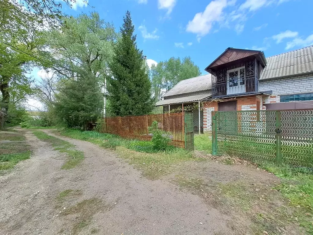Дом в Волгоградская область, Среднеахтубинский район, Ахтубинское ... - Фото 0