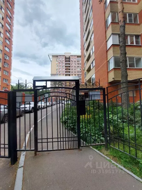 2-к кв. Московская область, Королев Спартаковская ул., 15 (60.0 м) - Фото 1