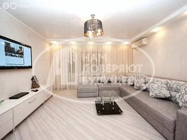 3-комнатная квартира: Чусовой, Коммунистическая улица, 12 (59 м) - Фото 2